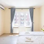 Apartamento 4bedroom Madách Square