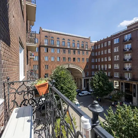 4bedroom Madách Square *