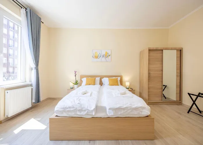 4bedroom Madach Square * Budapesta