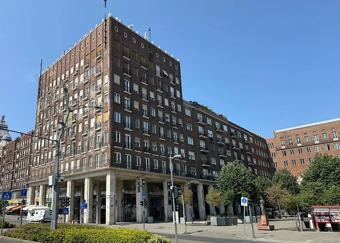 4bedroom Madach Square * Budapesta