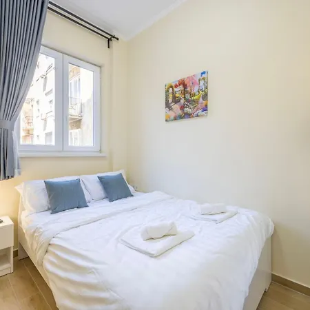 4bedroom Madach Square Budapešť